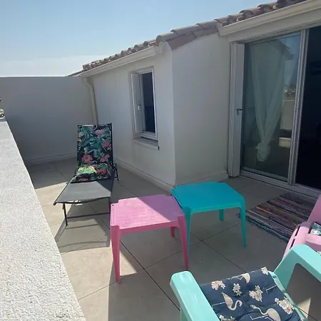 T2 Apartment, Sea View, Terrace *