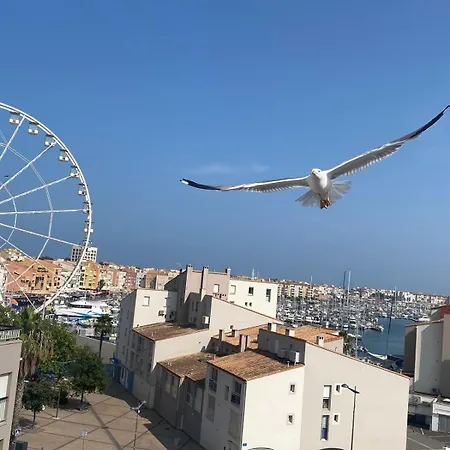 Апартаменти T2 Apartment, Sea View, Terrace Агд